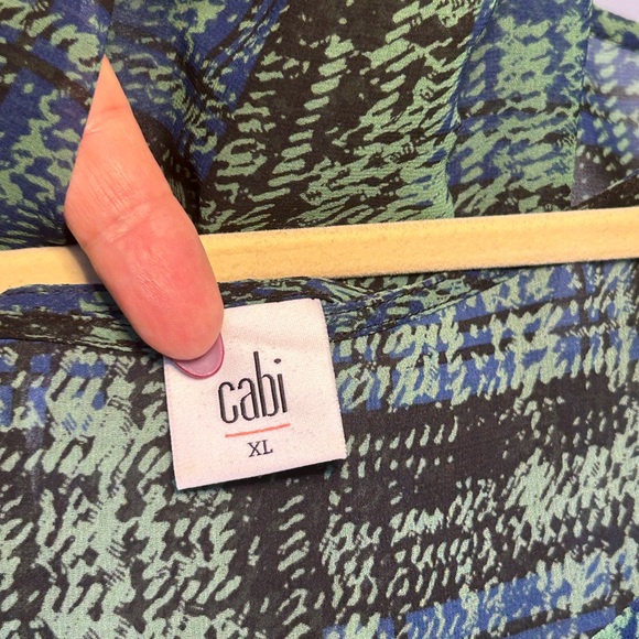 Cabi layered navy and green blouse with Cami underneath - Picture 5 of 5